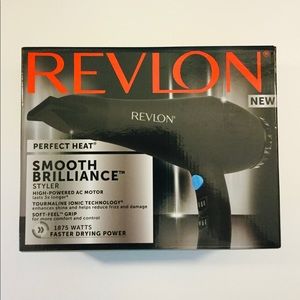 REVLON Perfect Heat Smooth Brilliance Styler